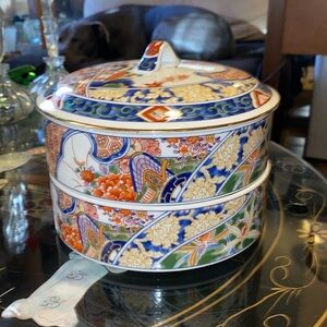 BX48 Vintage Imari Japan porcelain two tier serving bowls with lid